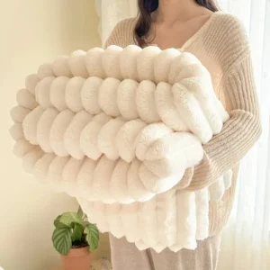 Soft and Warm Fluffy Blanket Soft and Warm Fluffy Blanket